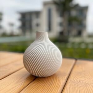 Spiral Dokulu Dekoratif Yuvarlak Vazo